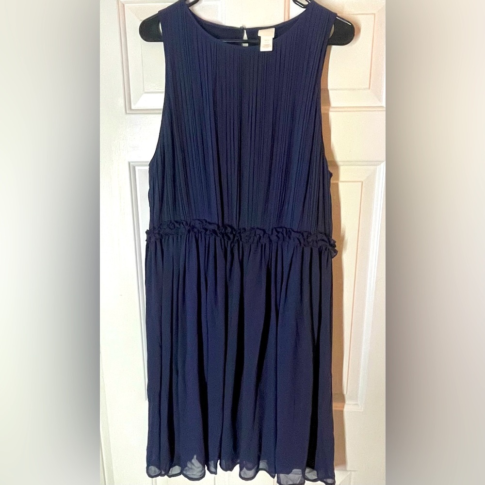 NWOT H&M NAVY CHIFFON DRESS